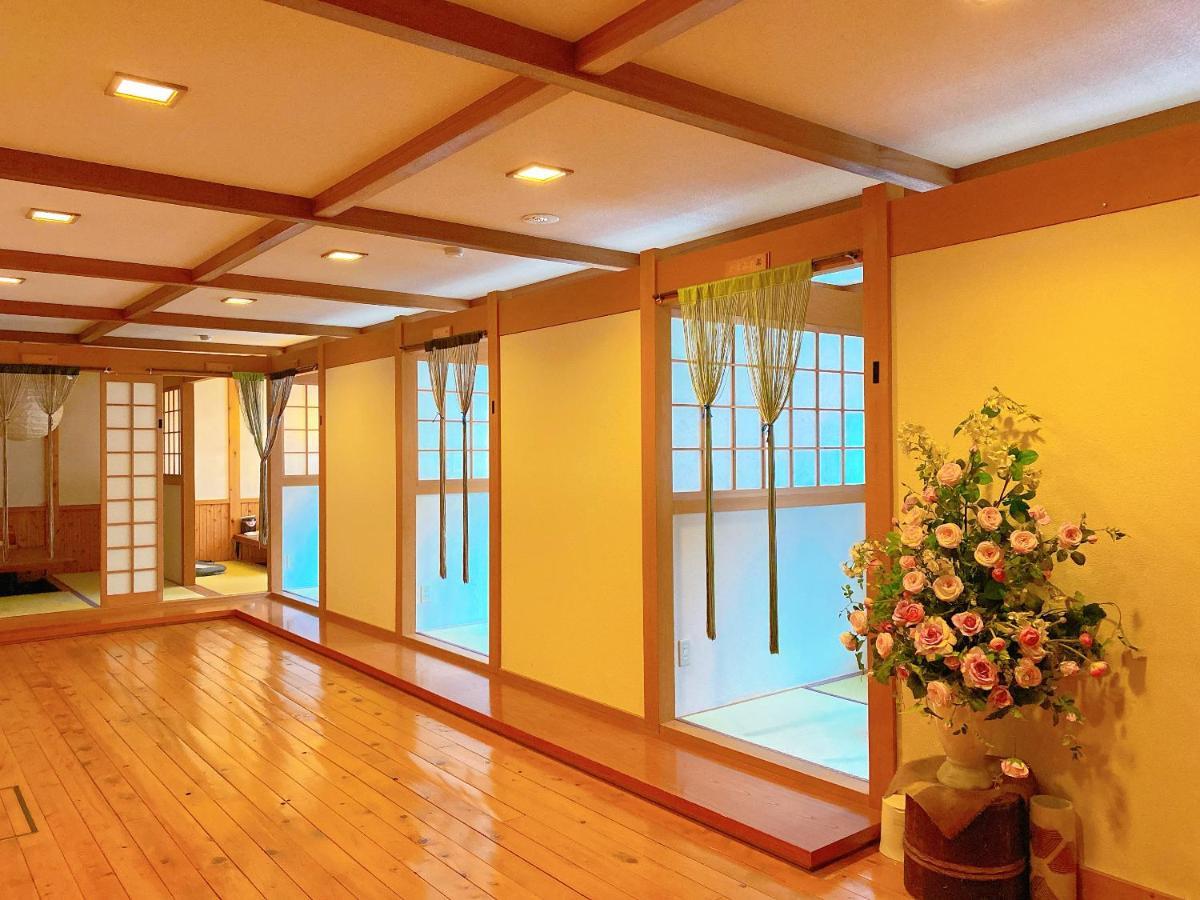 Hotel Hakuunsou à Takayama  Extérieur photo